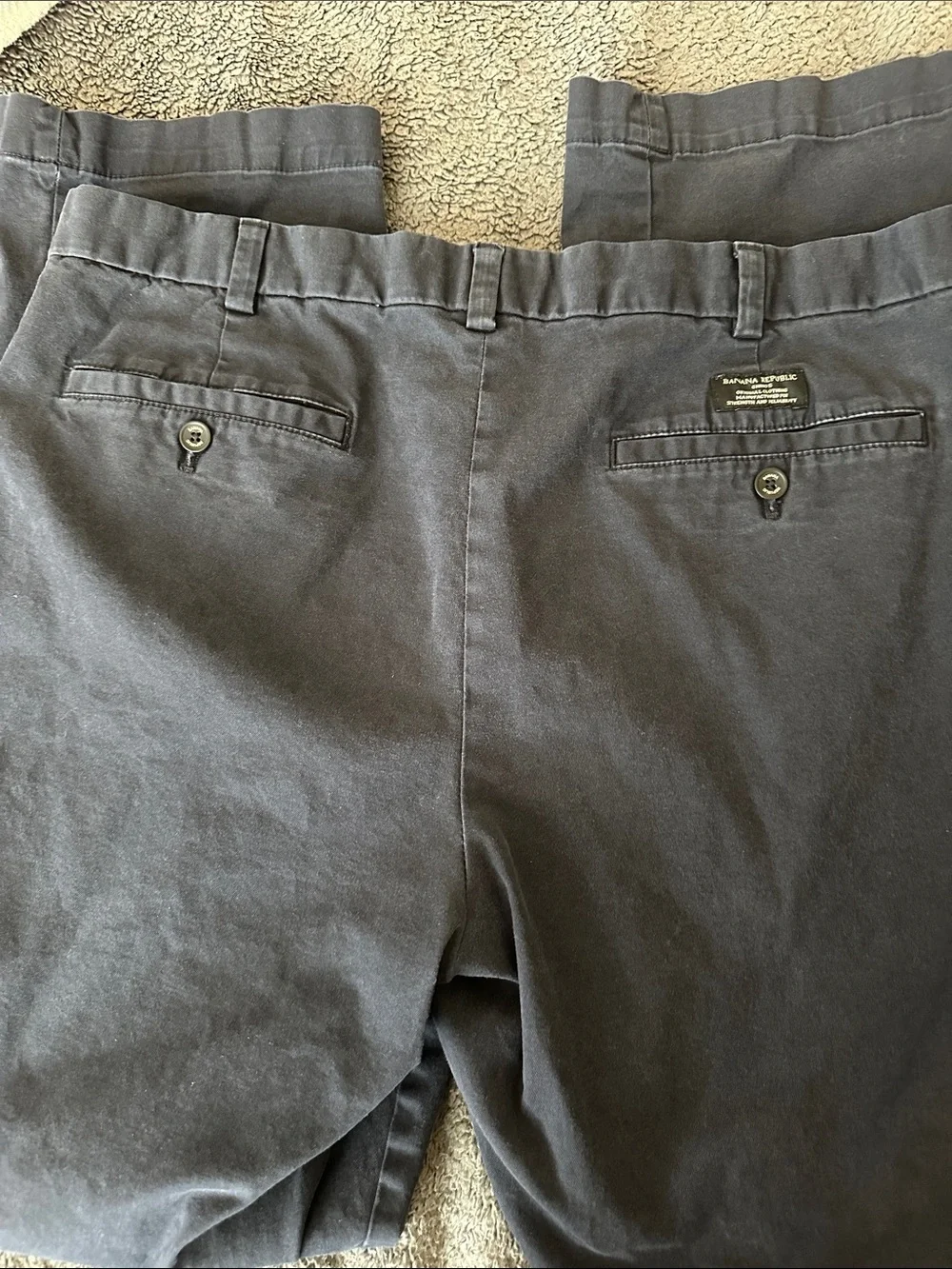 Banana Republic Men's Aiden navy Chino Pants